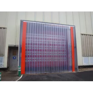 Rideau de lamelles plastiques