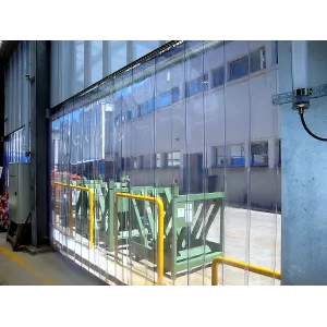 Porte à lanières PVC transparentes avec isolation thermique