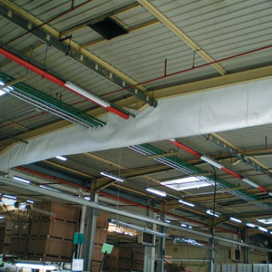 Écran de cantonnement de hangar