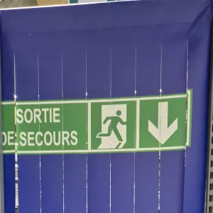 Rideau à lanières imprimées