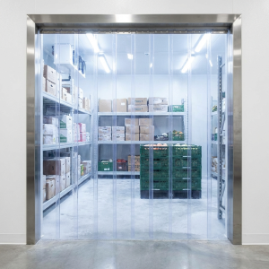 Porte à lame plastique pour chambre froide