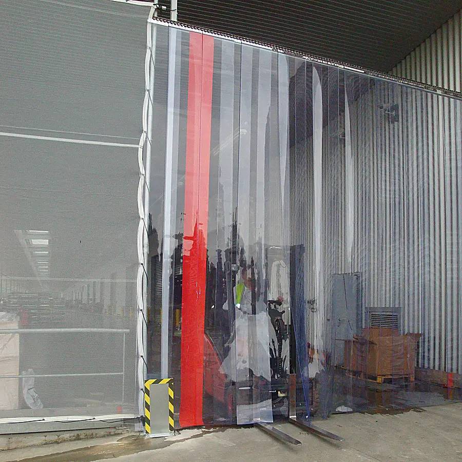 Porte à lanières transparentes sur-mesure