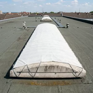 Protection solaire skydome ou de lanterneau continu