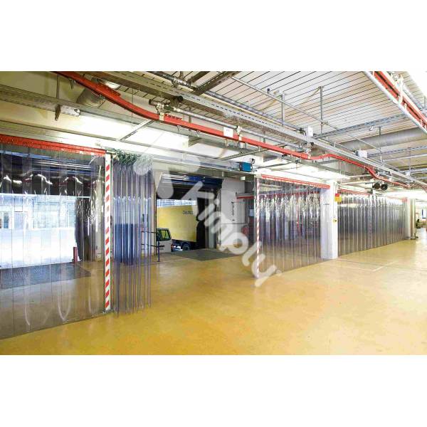 Rideau à lanières souples PVC repliables accordéon Rideau à lanières souples PVC repliables accordéon
