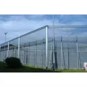 Filet de sécurité ignifugé pour prison