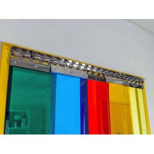 Porte à lamelles souples PVC multicolores