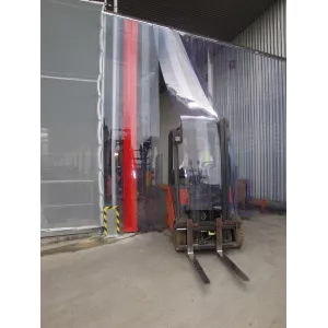Porte à lamelles plastique pour le passage de chariots élévateurs et fenwick